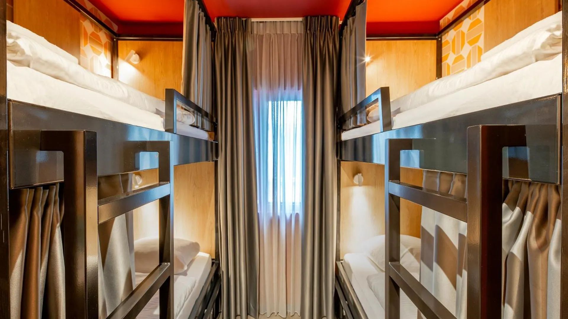Tourist Inn Hotel Amsterdam